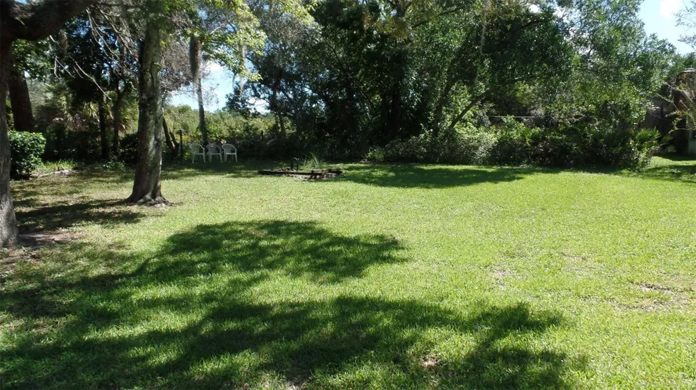 8057 DELAWARE DRIVE Weeki Wachee, FL 34607