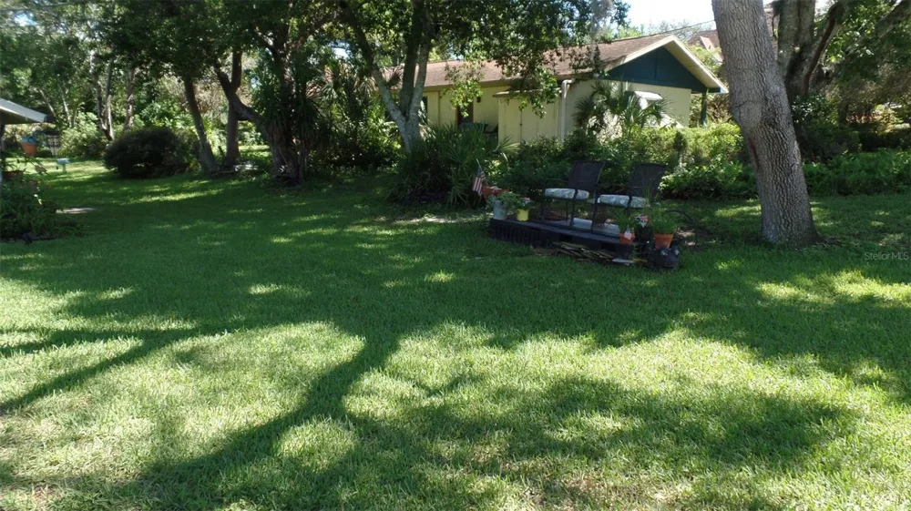 8057 DELAWARE DRIVE Weeki Wachee, FL 34607