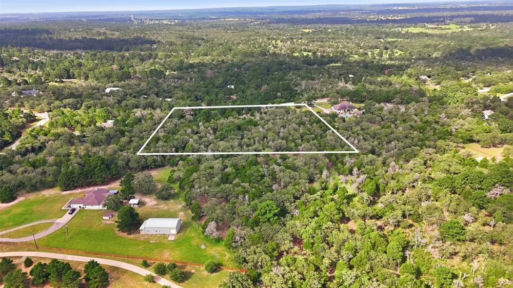 318 Corral Road Smithville, TX 78957