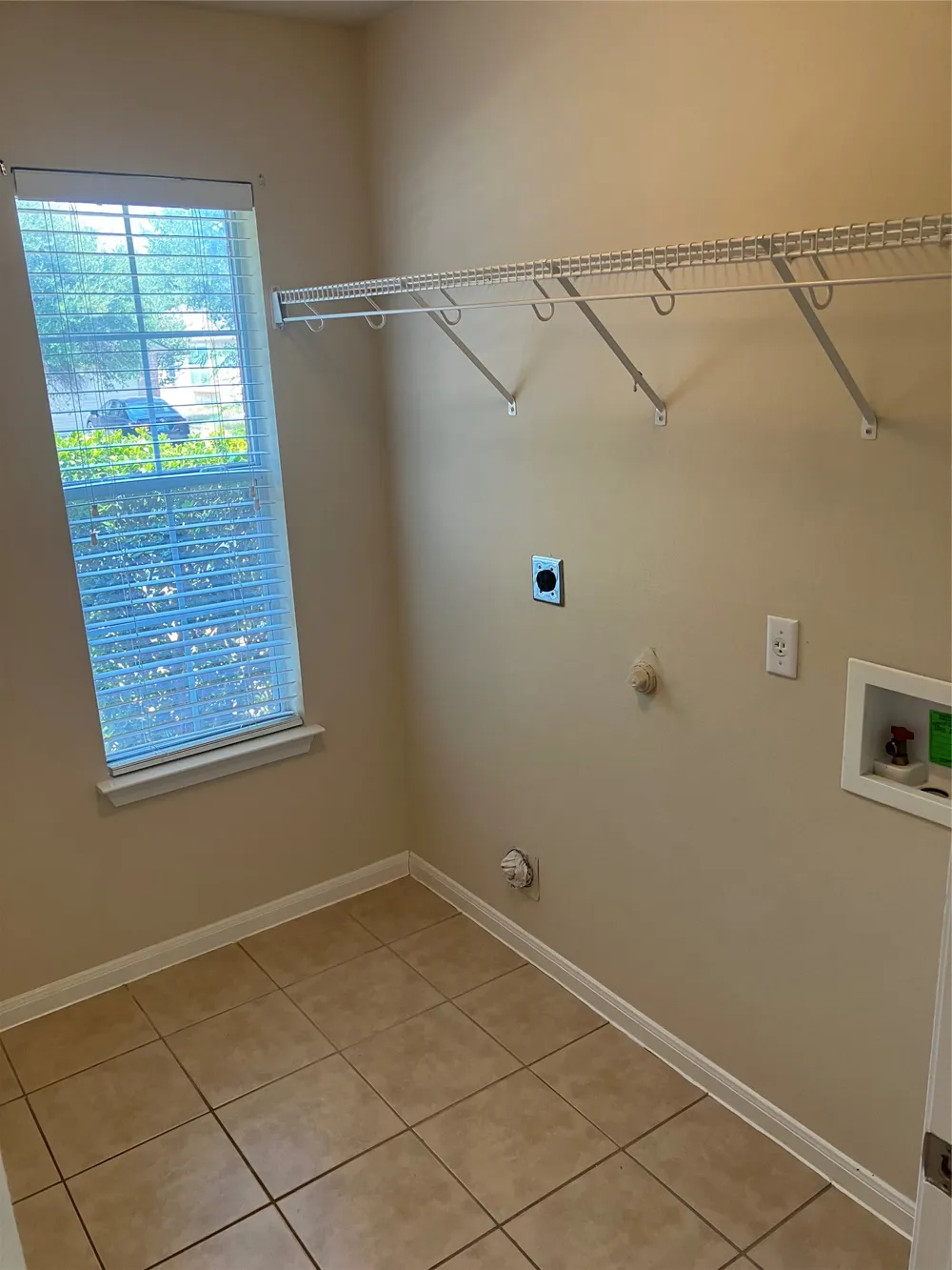 429 Falcon Lane Leander, TX 78641
