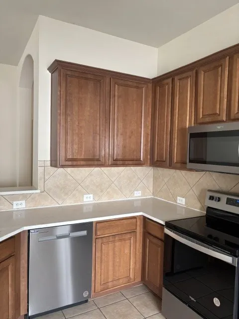 429 Falcon Lane Leander, TX 78641