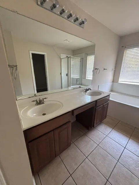 429 Falcon Lane Leander, TX 78641