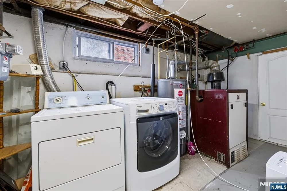 111 Paterson Avenue Hasbrouck Heights, NJ 07604