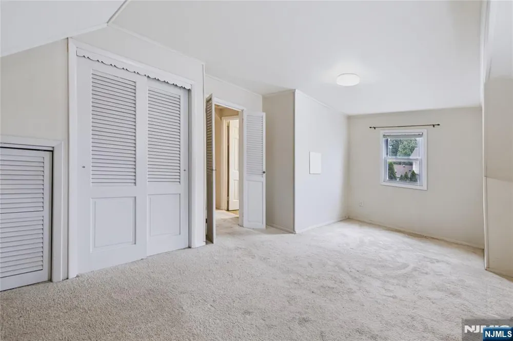 111 Paterson Avenue Hasbrouck Heights, NJ 07604