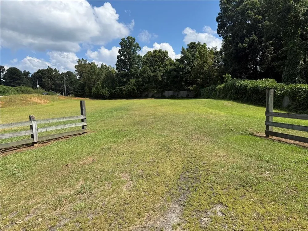 2170 Talking Rock Road Jasper, GA 30143