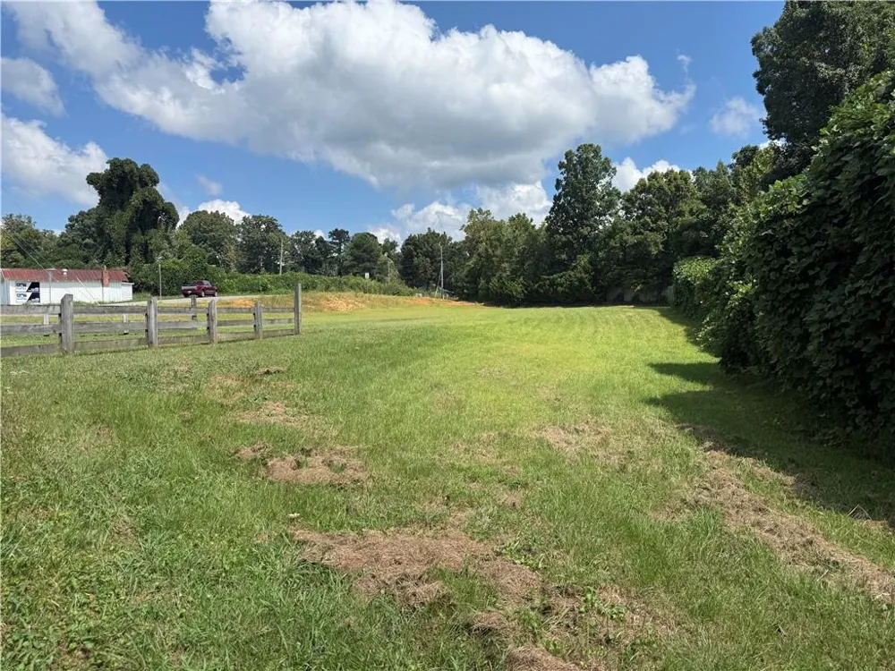 2170 Talking Rock Road Jasper, GA 30143