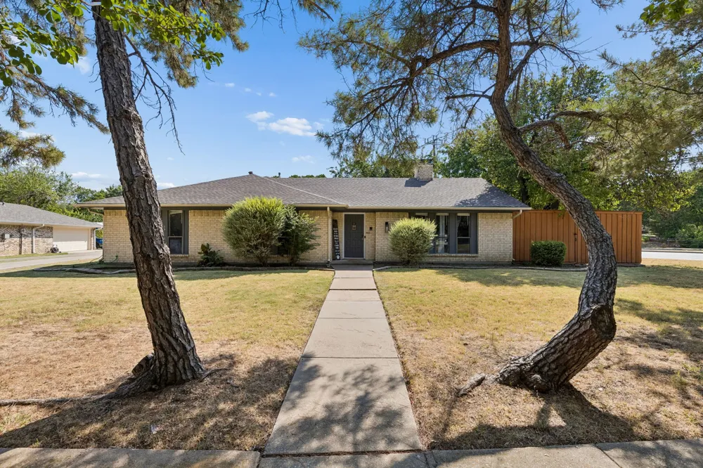 2844 Teakwood Lane Plano, TX 75075