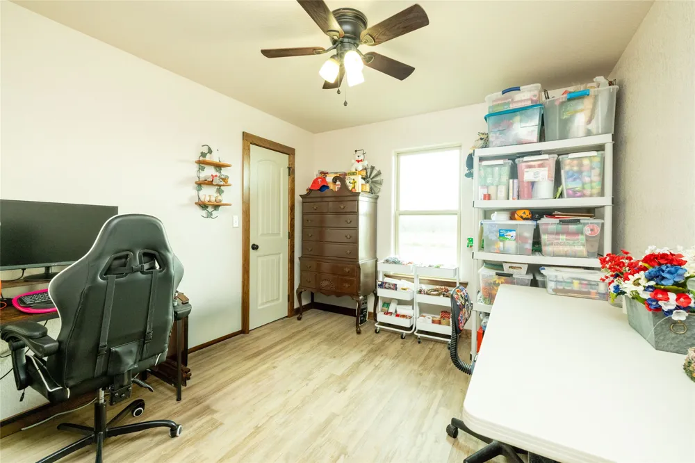 493 Browning Road Bellevue, TX 76228