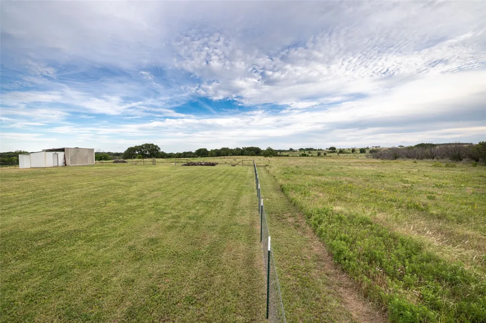 493 Browning Road Bellevue, TX 76228