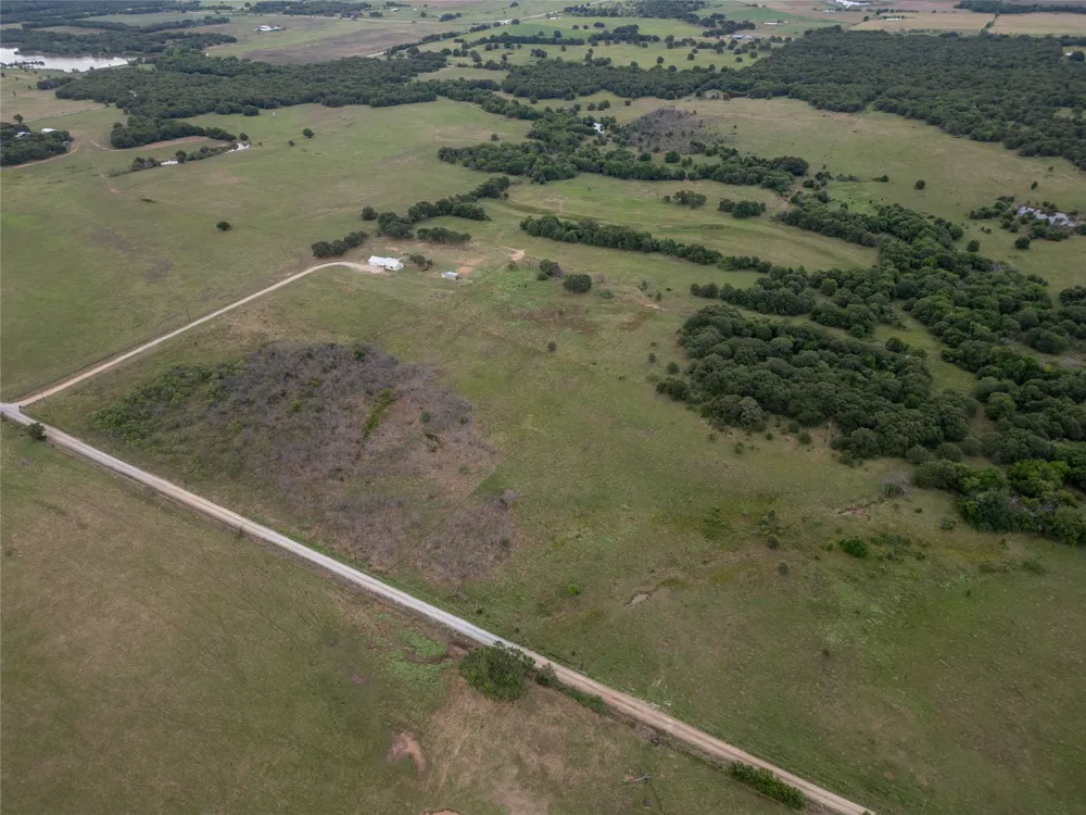 493 Browning Road Bellevue, TX 76228