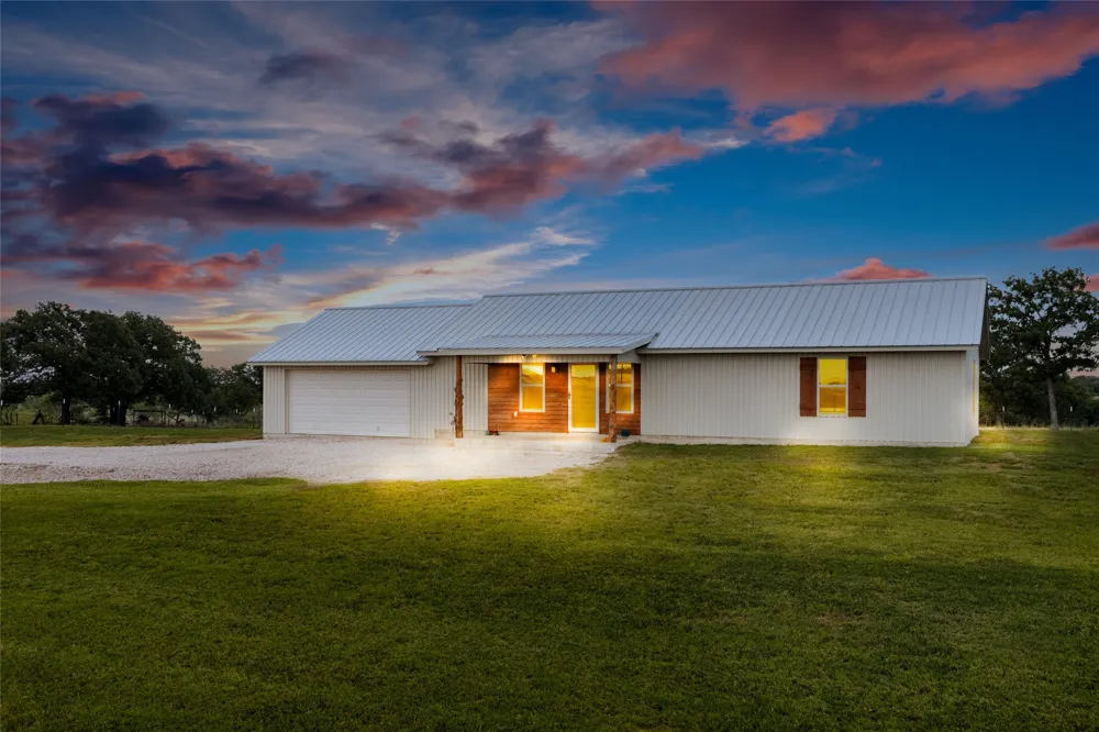 493 Browning Road Bellevue, TX 76228