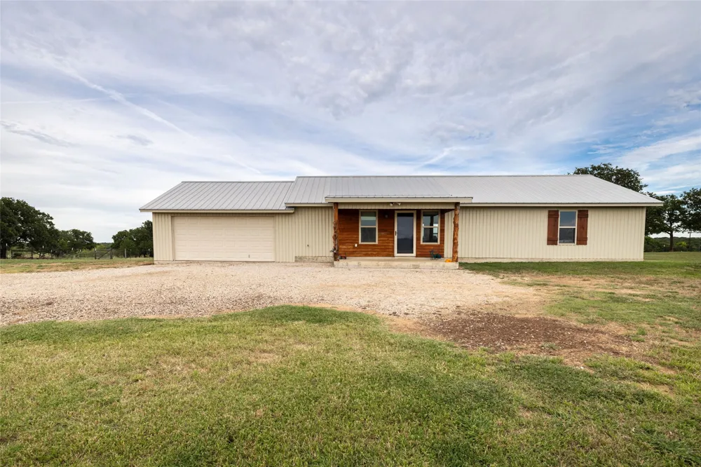 493 Browning Road Bellevue, TX 76228