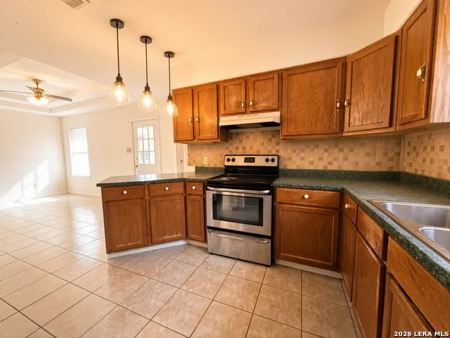 1430 RAINTREE DR Eagle Pass, TX 78852
