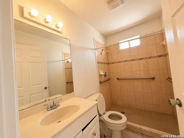 1430 RAINTREE DR Eagle Pass, TX 78852