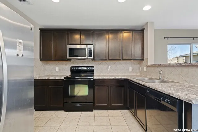 11747 DEER ML San Antonio, TX 78254
