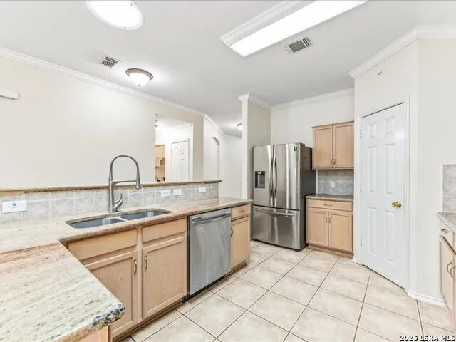 1665 Rolling Brook Ln Schertz, TX 78154