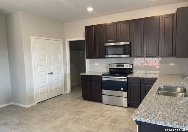 2509 MARTY WAY Seguin, TX 78155