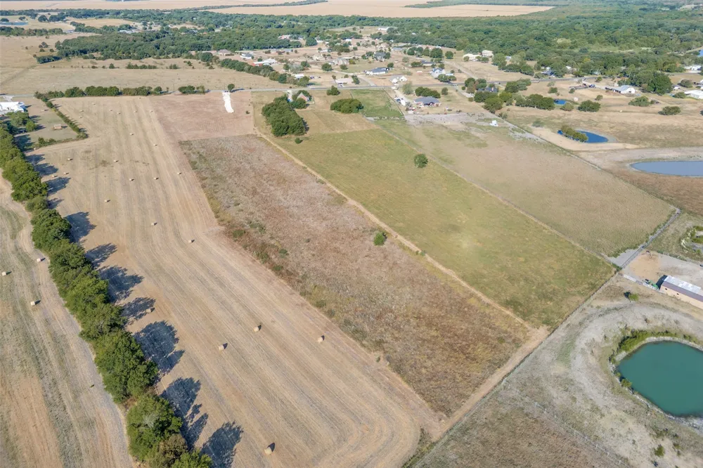 835 Combine Road Seagoville, TX 75159