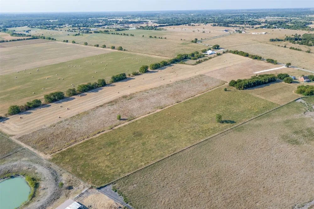 835 Combine Road Seagoville, TX 75159