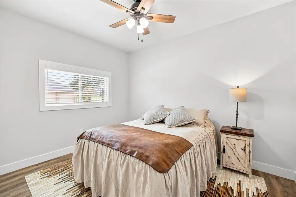 106 Laurel Oak Circle Cuero, TX 77954