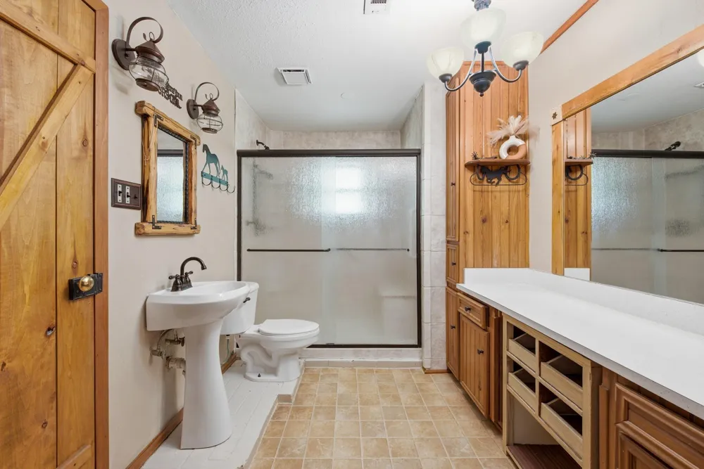 577 Watson Road Normangee, TX 77871