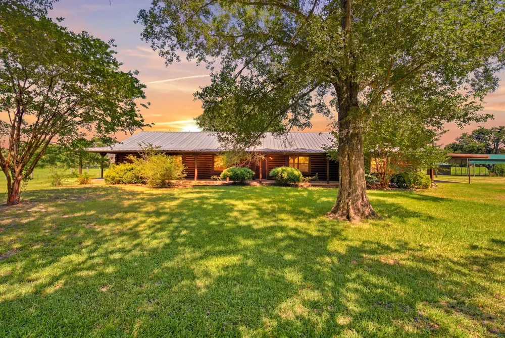 577 Watson Road Normangee, TX 77871