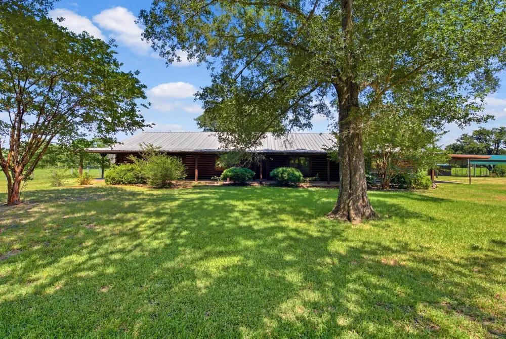 577 Watson Road Normangee, TX 77871