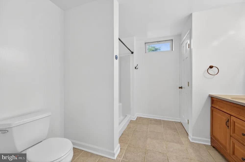 8840 MAPLEVILLE ROAD Mount Airy, MD 21771