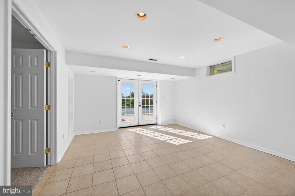 8840 MAPLEVILLE ROAD Mount Airy, MD 21771