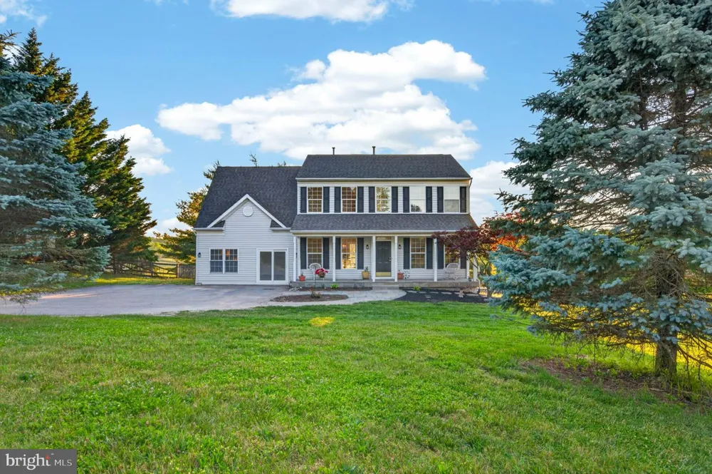 8840 MAPLEVILLE ROAD Mount Airy, MD 21771