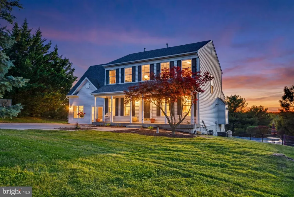 8840 MAPLEVILLE ROAD Mount Airy, MD 21771