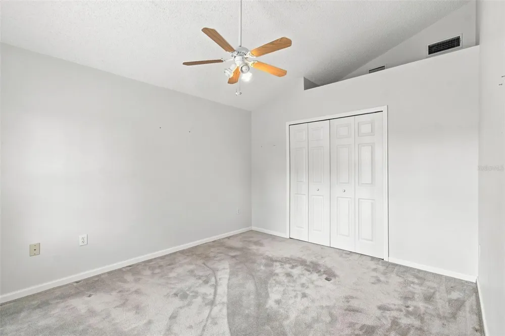 863 WISTERIA PLACE Tavares, FL 32778