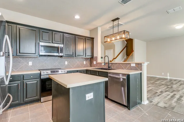 13611 Welsford Live Oak, TX 78233
