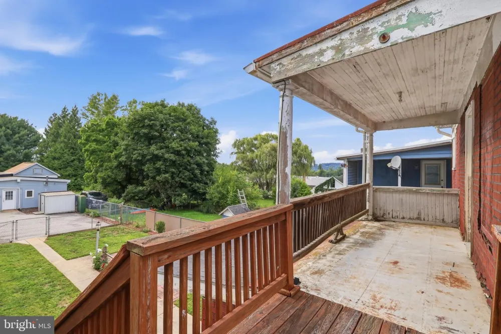 222 MAIN STREET Jacobus, PA 17407