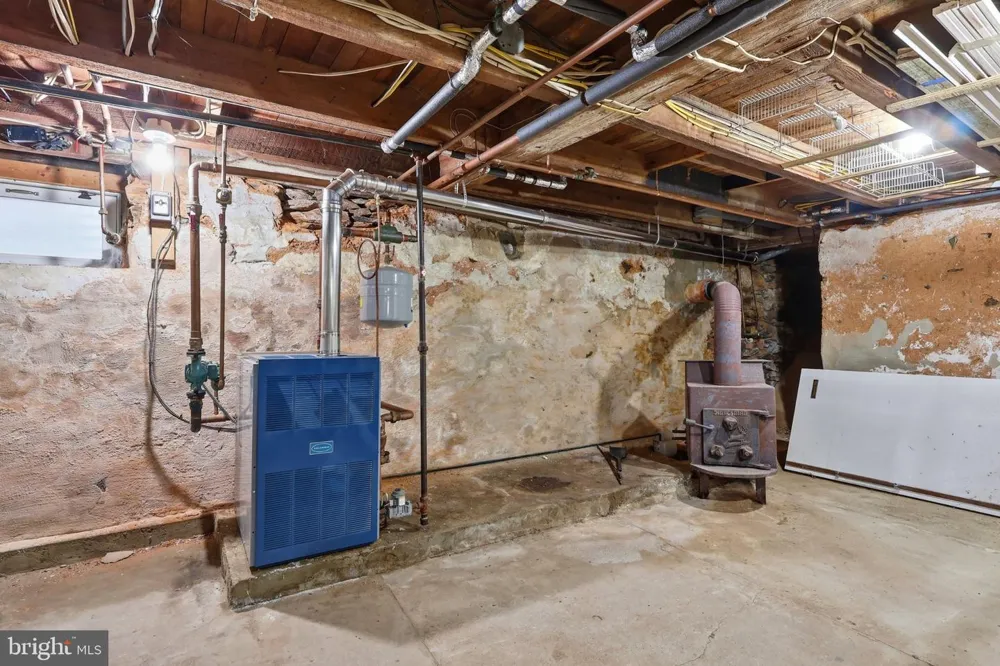 222 MAIN STREET Jacobus, PA 17407