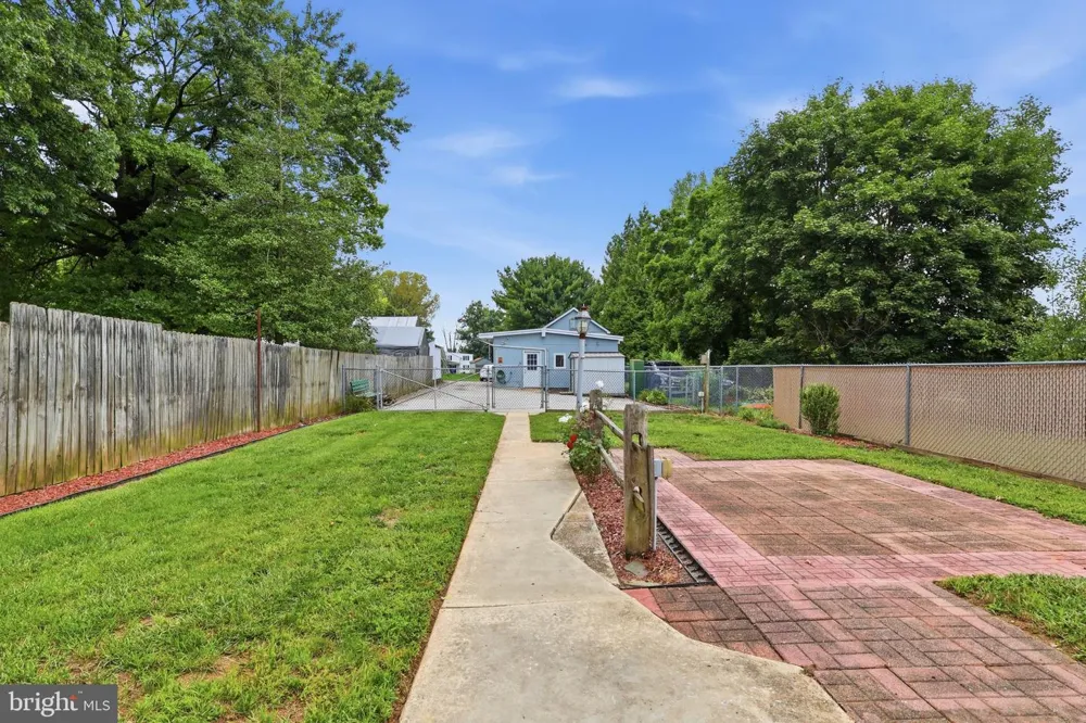 222 MAIN STREET Jacobus, PA 17407