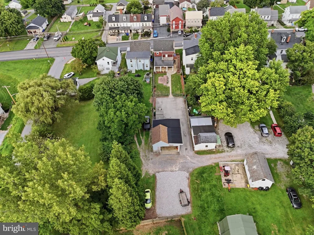 222 MAIN STREET Jacobus, PA 17407