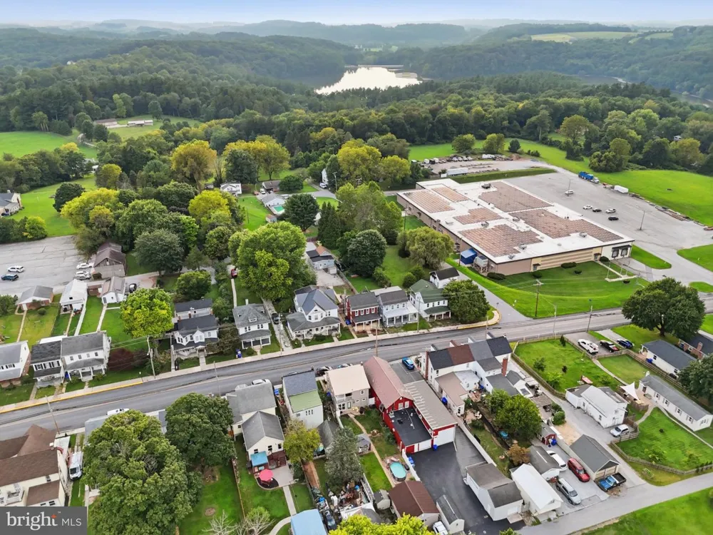222 MAIN STREET Jacobus, PA 17407