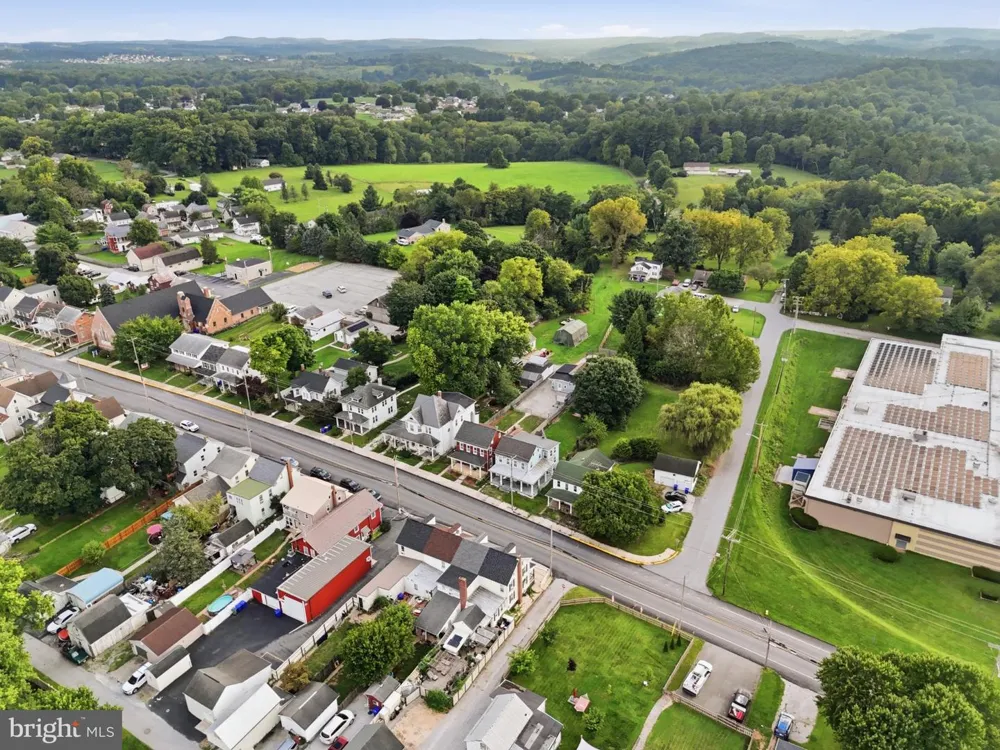 222 MAIN STREET Jacobus, PA 17407