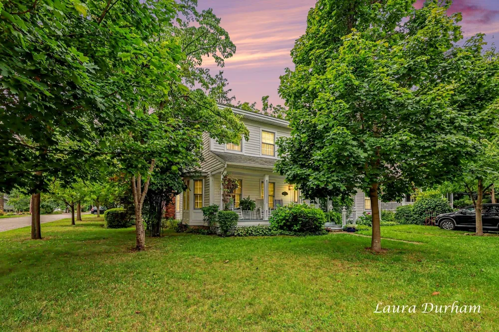 345 Mary Street Saugatuck, MI 49453