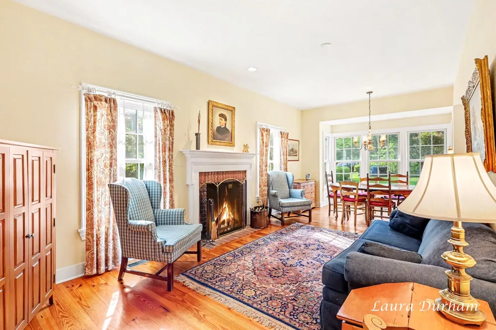 345 Mary Street Saugatuck, MI 49453