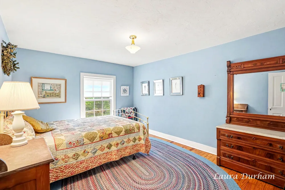 345 Mary Street Saugatuck, MI 49453