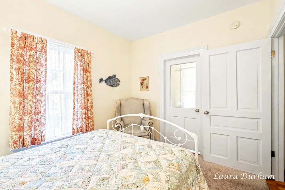 345 Mary Street Saugatuck, MI 49453