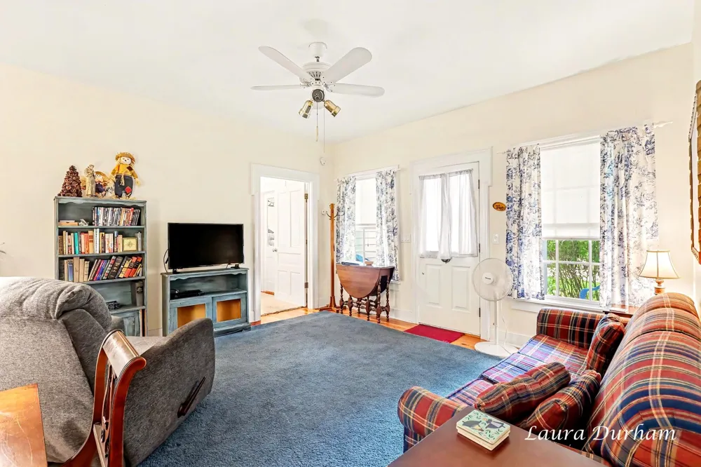 345 Mary Street Saugatuck, MI 49453
