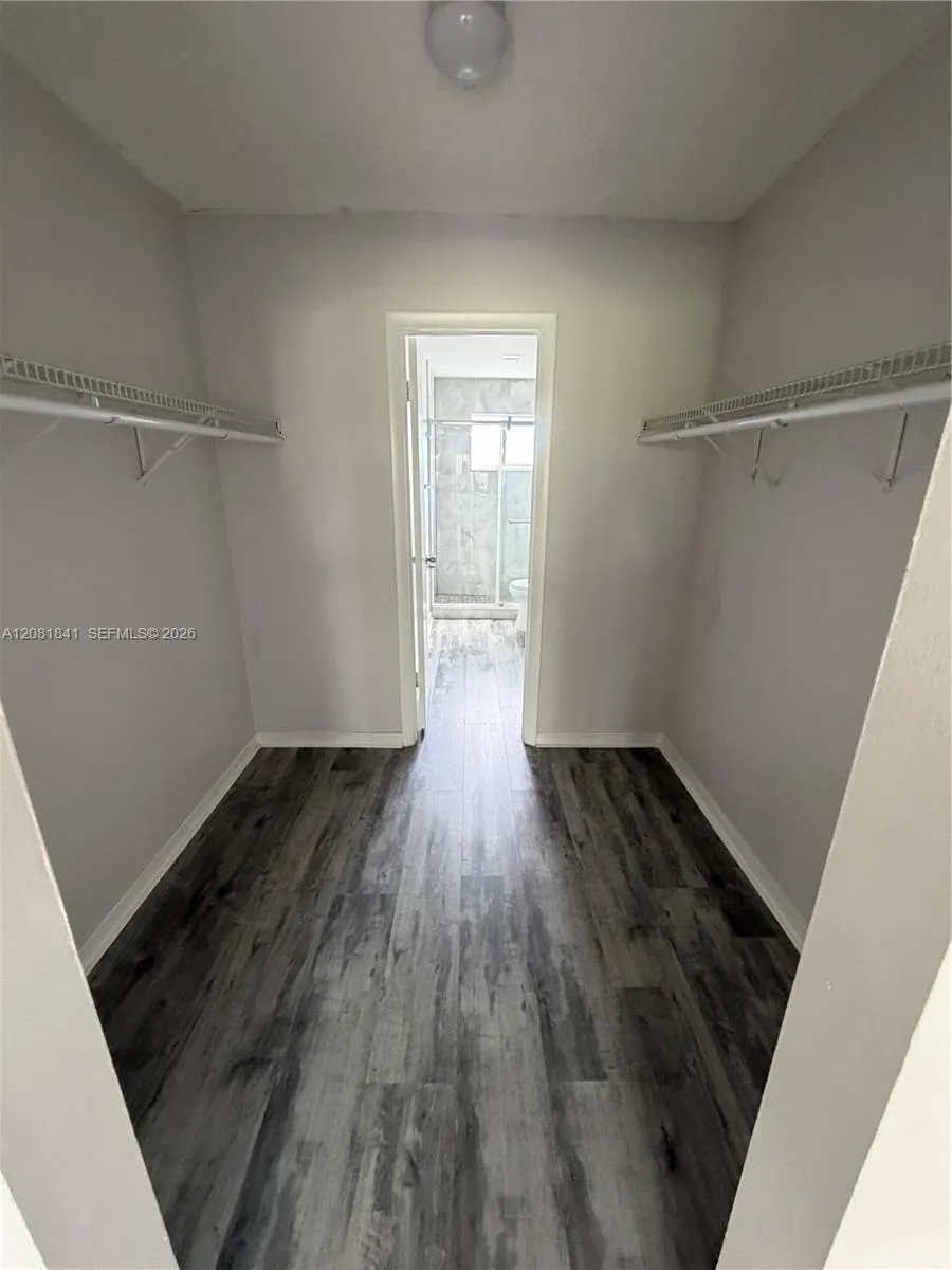 9371 Fontainebleau Blvd #I225 Miami, FL 33172
