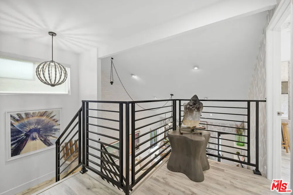29206 Heathercliff Road Malibu, CA 90265
