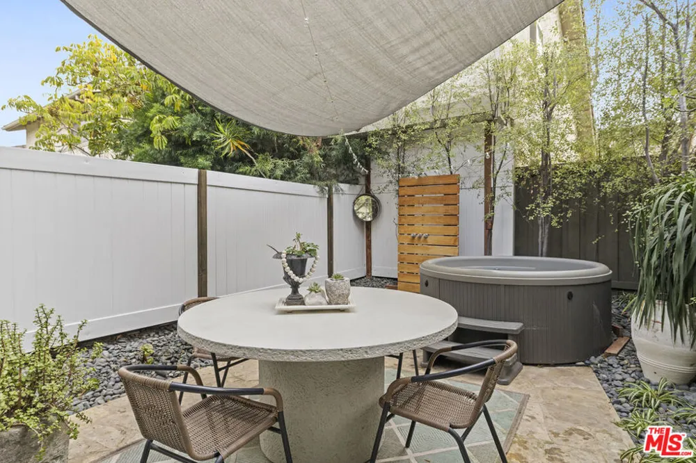 29206 Heathercliff Road Malibu, CA 90265