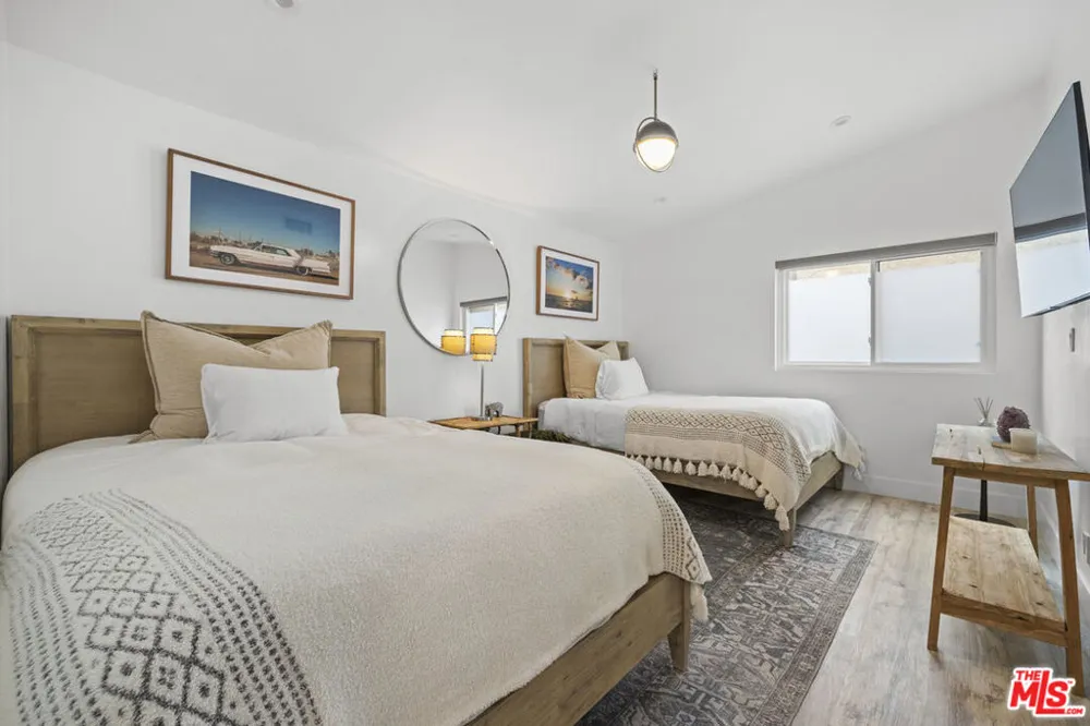 29206 Heathercliff Road Malibu, CA 90265
