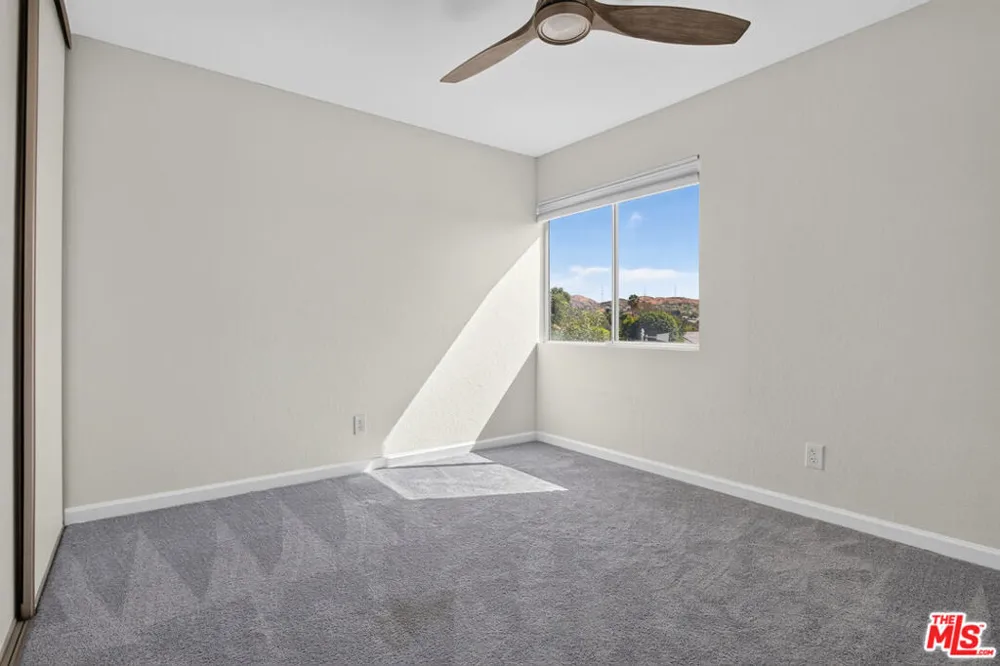 27820 Palmetto Ridge Drive Santa Clarita, CA 91354