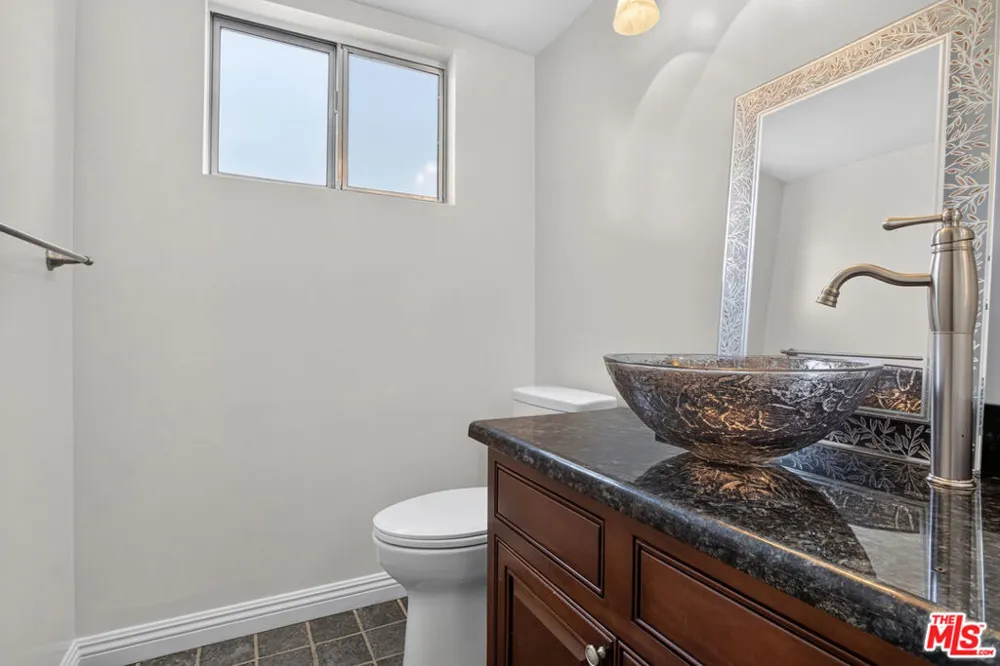 27820 Palmetto Ridge Drive Santa Clarita, CA 91354